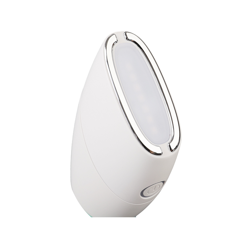 How can the multi-band light source of the 3in1led therapy beauty device work together to improve different skin problems and enhance skin care efficiency?